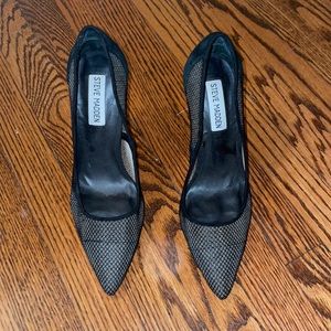 Steve Madden Mesh Pumps